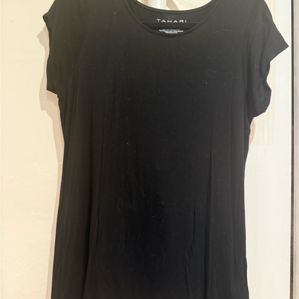 Tahari Black Short Sleeve Crewneck Tee - Basics